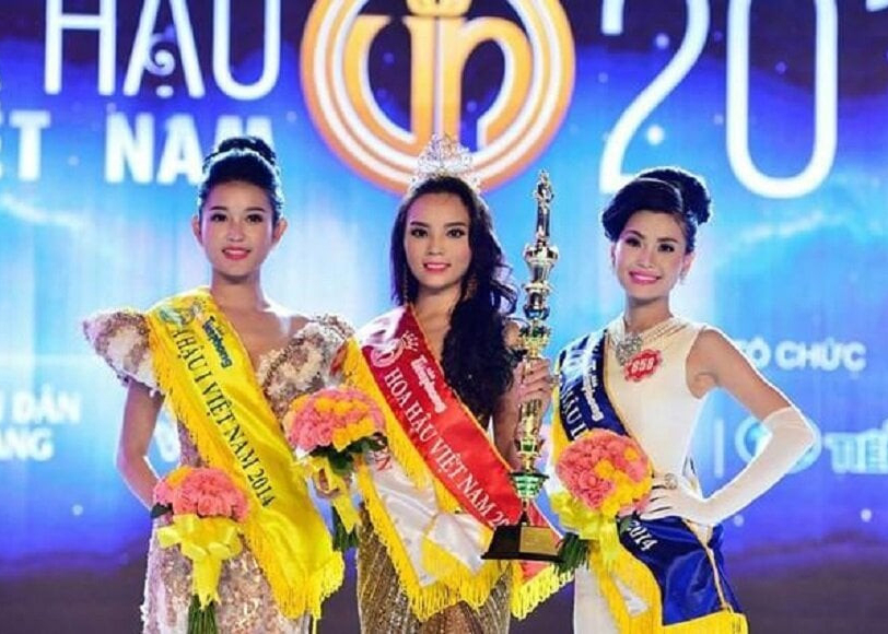 Kỳ Duyên trong thời điểm đăng quang Hoa hậu Việt Nam 2014.