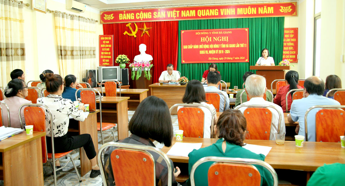 Toàn cảnh hội nghị.