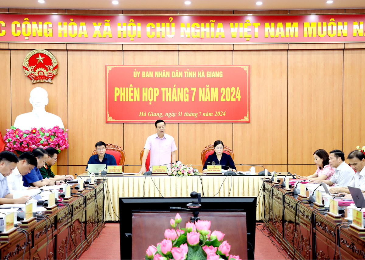 Toàn cảnh phiên họp.