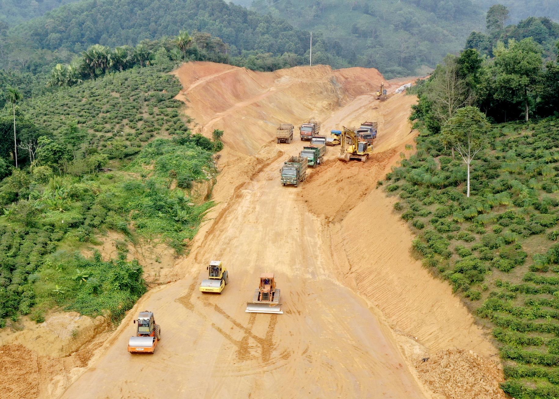 The Tuyen Quang-Ha Giang Expressway Project is currently being implemented. 