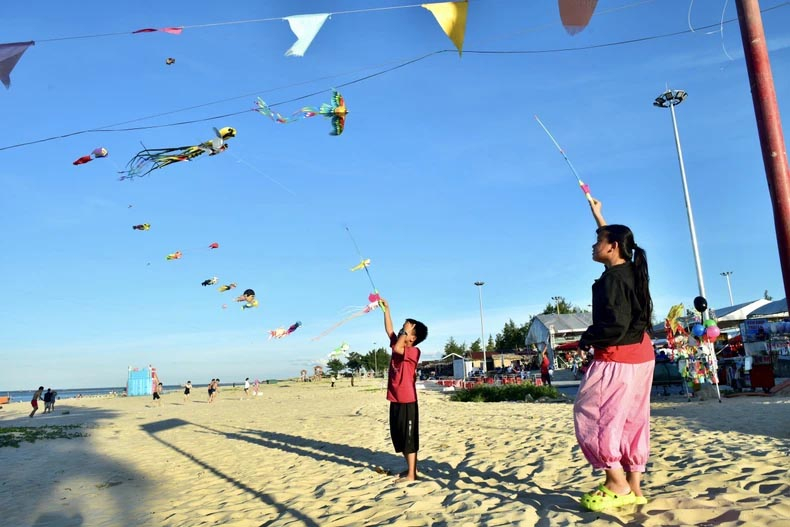 Nhiều món ẩm thực đặc sắc.