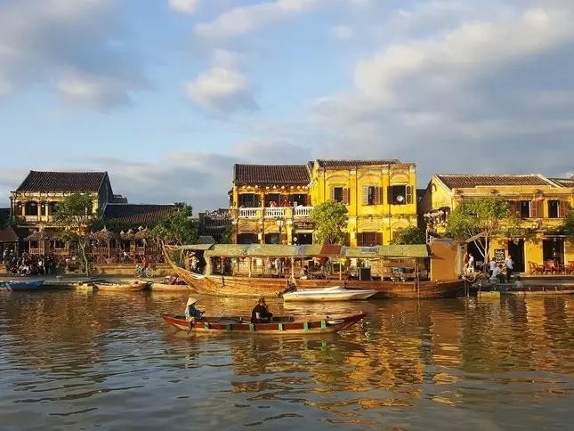 Hoi An is officially recognised by UNESCO as a World Cultural Heritage in 1999.