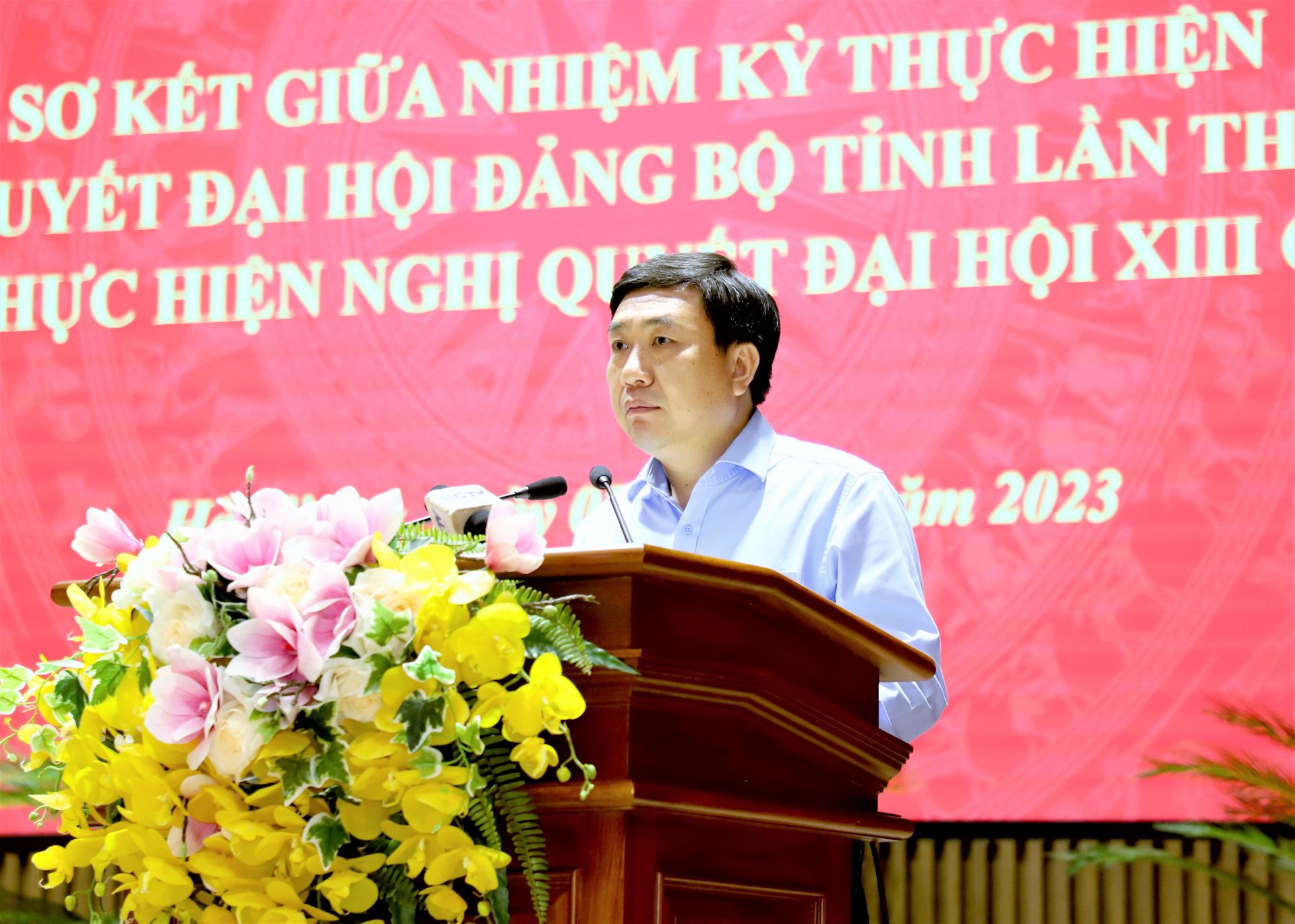 Quyền Bí thư Tỉnh ủy Nguyễn Mạnh Dũng phát biểu bế mạc hội nghị.