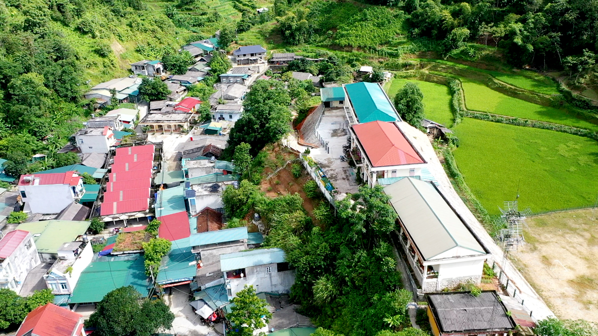 A corner of Nam Dich Commune.