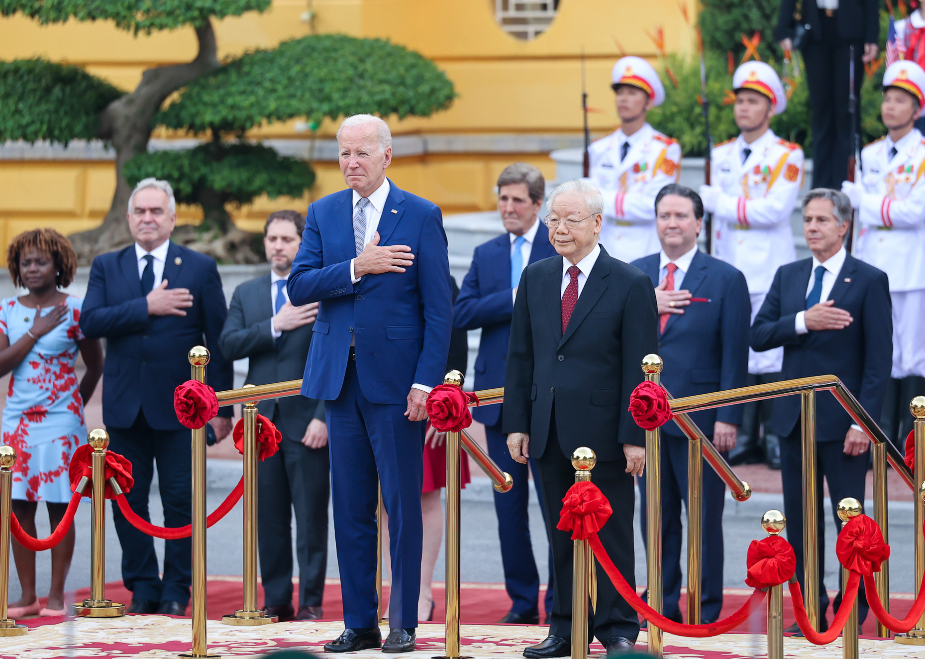 Tổng Bí thư Nguyễn Phú Trọng chủ trì Lễ đón Tổng thống Joe Biden. 