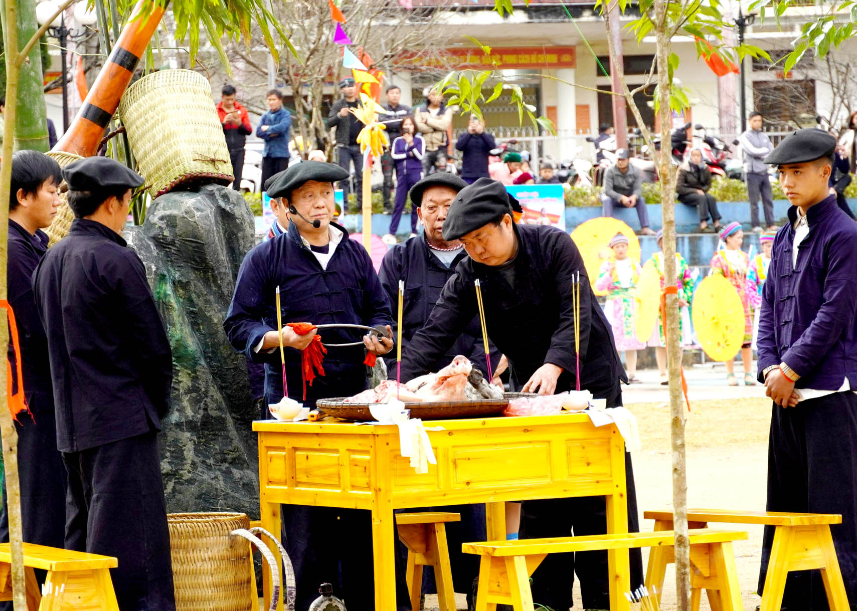 Lễ hội Gầu Tào của đồng bào dân tộc Mông được thực hiện gọn nhẹ, cắt giảm thời gian so với trước.