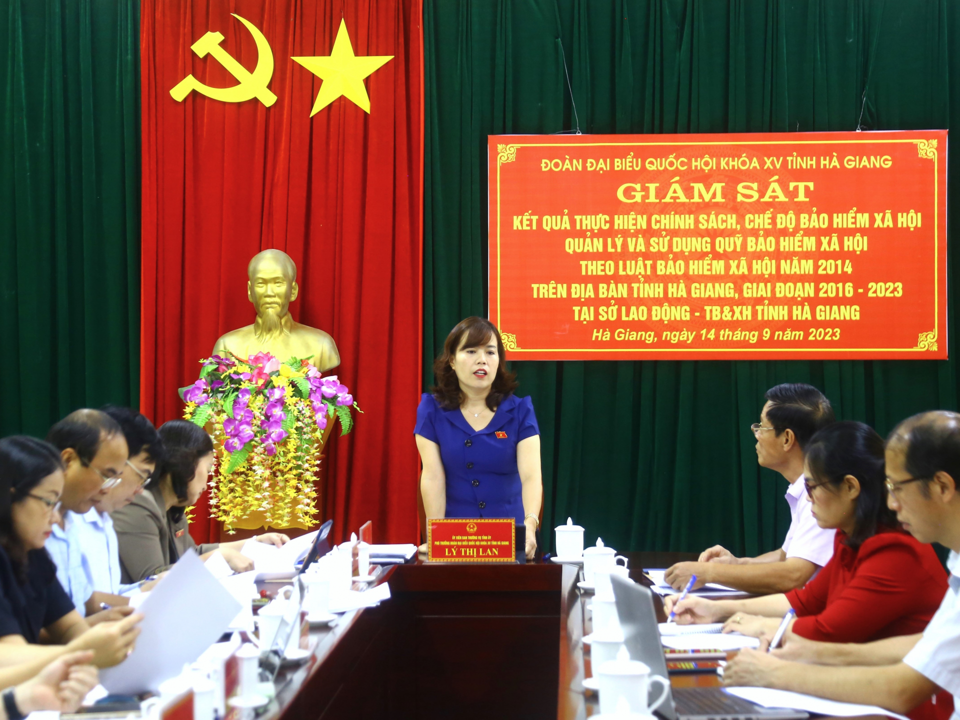 Đoàn ĐBQH khóa XV đơn vị tỉnh Hà Giang giám sát chính sách, chế độ BHXH tại Sở Lao động - TB&XH.