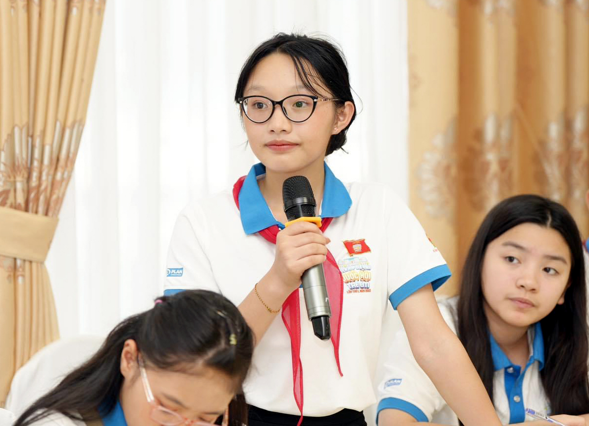 Thiếu nhi Hà Giang tự tin thảo luận các vấn đề liên quan đến trẻ em tại nghị trường “Quốc hội trẻ em” (Ảnh CTV).