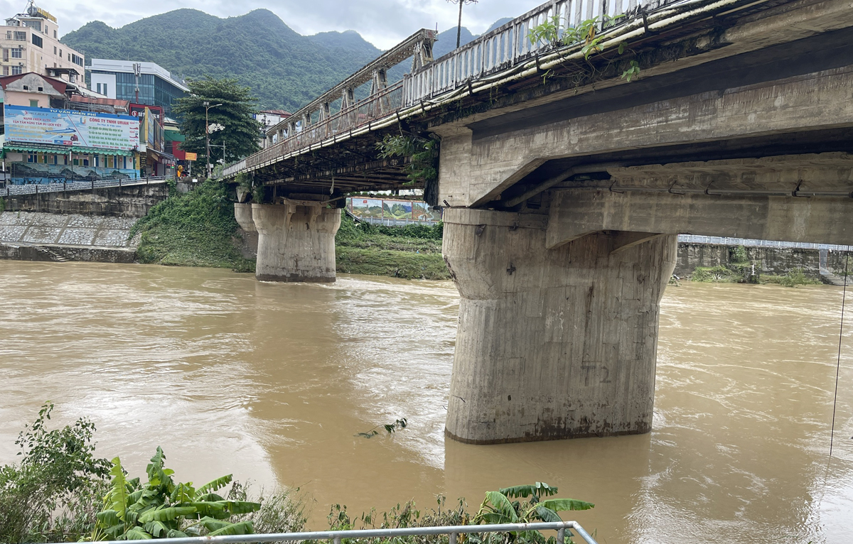 Mực nước sông Lô tại thành phố Hà Giang lúc 1h30p, ngày 11.9.