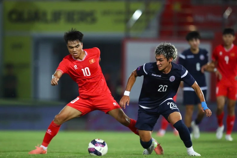 U20 Việt Nam chiếm lĩnh thế trận trước U20 Guam.