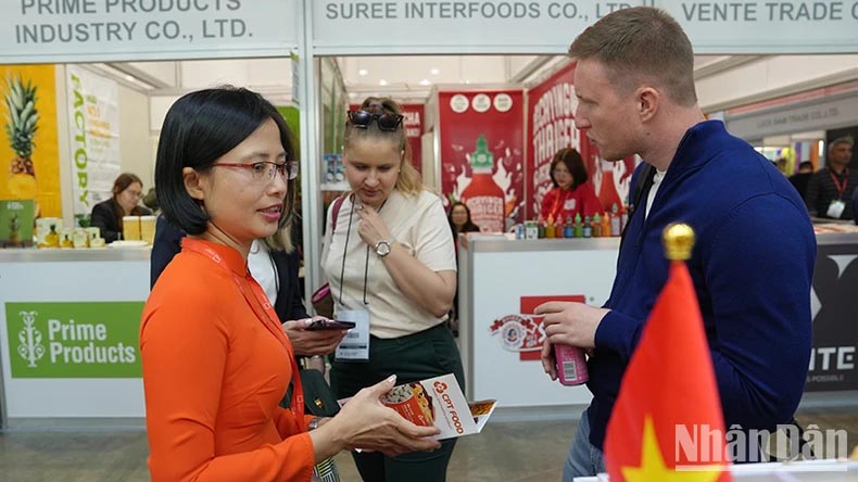 Trao đổi cơ hội hợp tác tại Worldfood Moscow 2024.