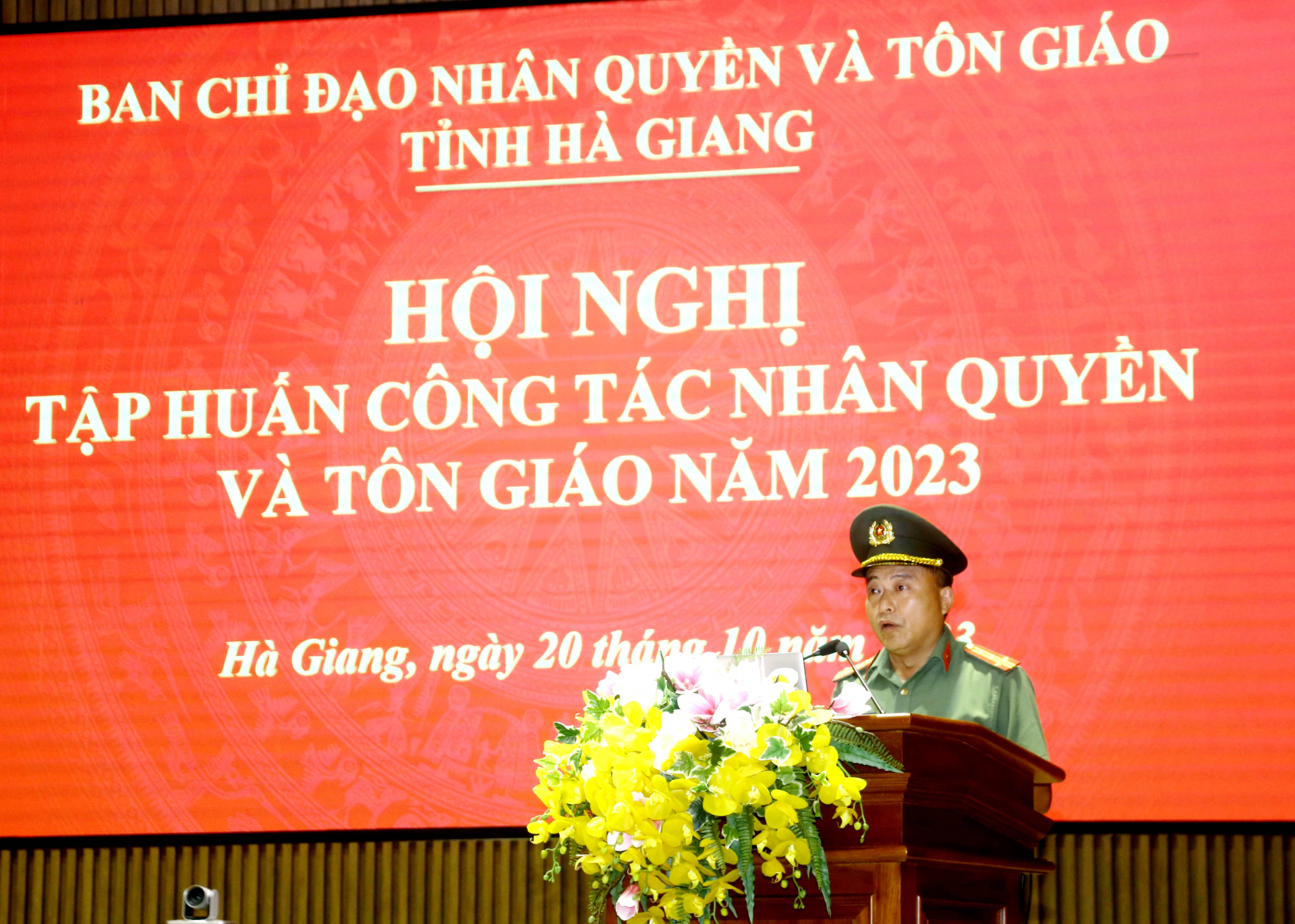 Đồng chí Dương Thanh Bình,  Phó Giám đốc Công an tỉnh, Phó trưởng Ban chỉ đạo phát biểu quán triệt các nội dung tại Hội nghị.