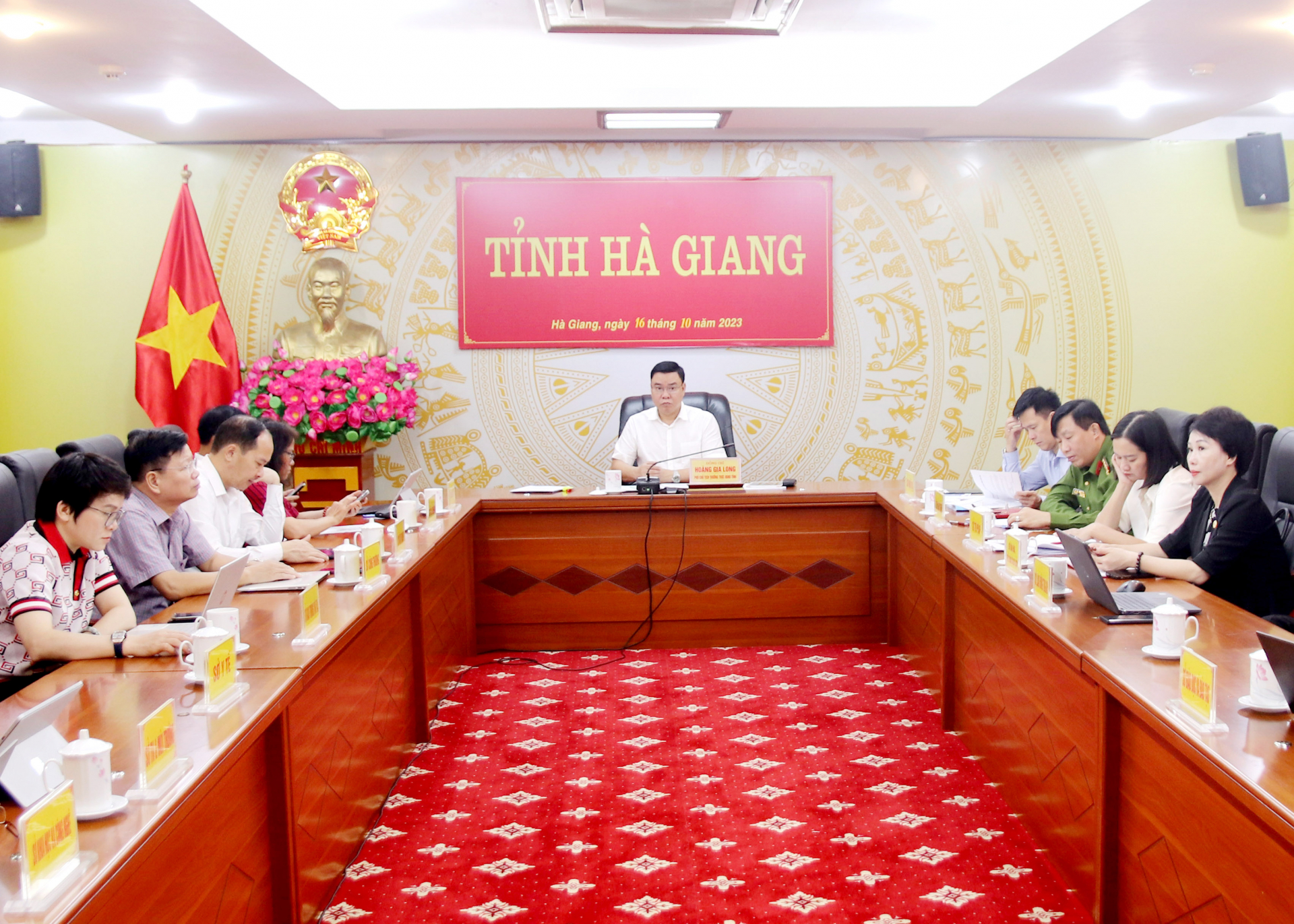 Các đại biểu dự phiên họp tại điểm cầu tỉnh Hà Giang.
