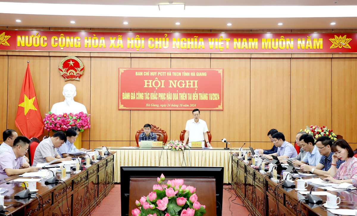 Toàn cảnh hội nghị.