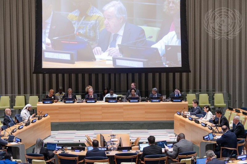 Secretary-General António Guterres addresses the meeting to introduce the Proposed Programme Budget for 2025. 