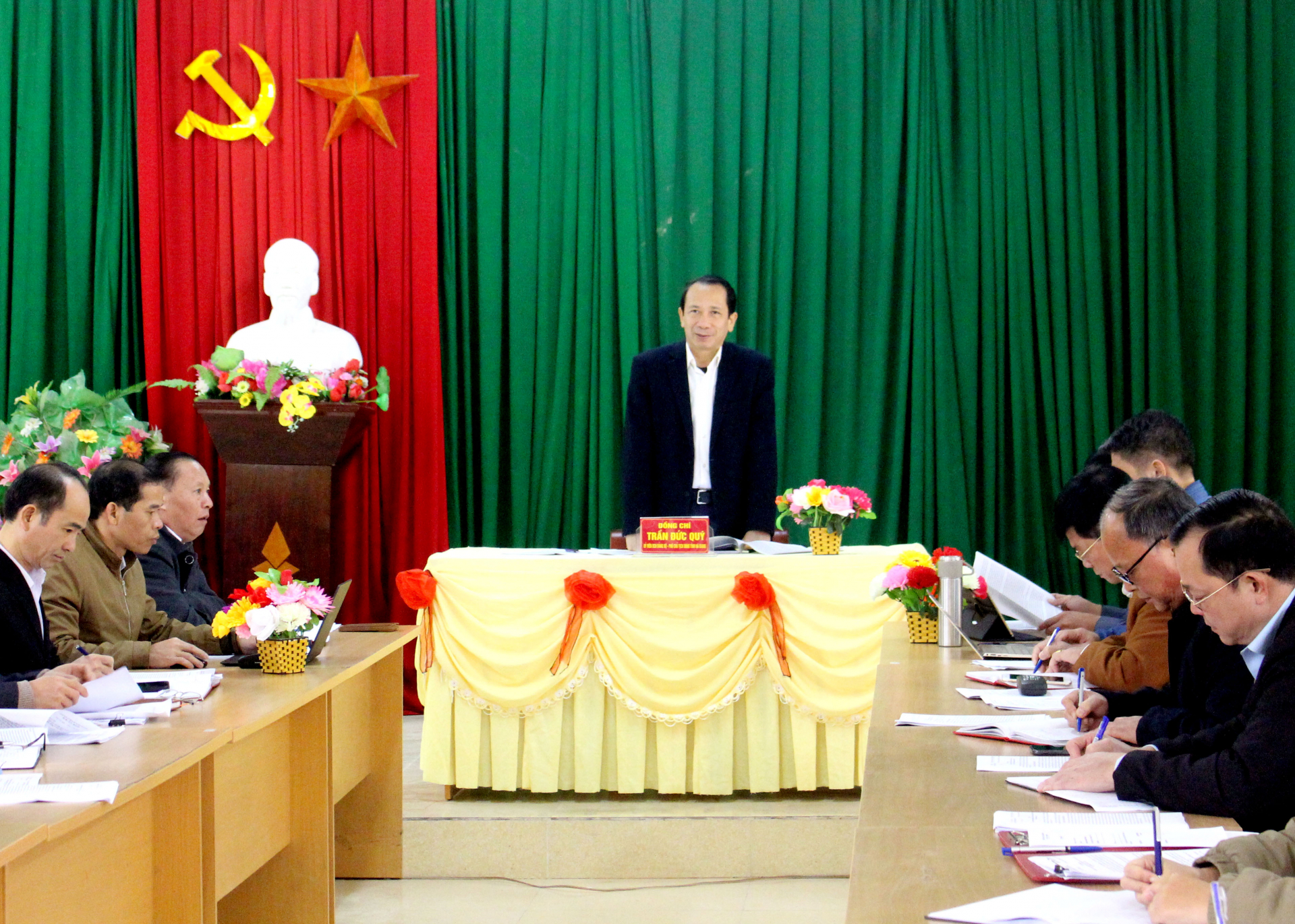 Phó Chủ tịch UBND tỉnh Trần Đức Quý, Trưởng đoàn kiểm tra số 1 của BCĐ thực hiện QCDC ở cơ sở tỉnh kết luận tại buổi làm việc
