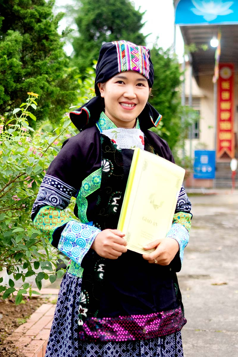 Cô giáo Mai Hồng Nhung.
