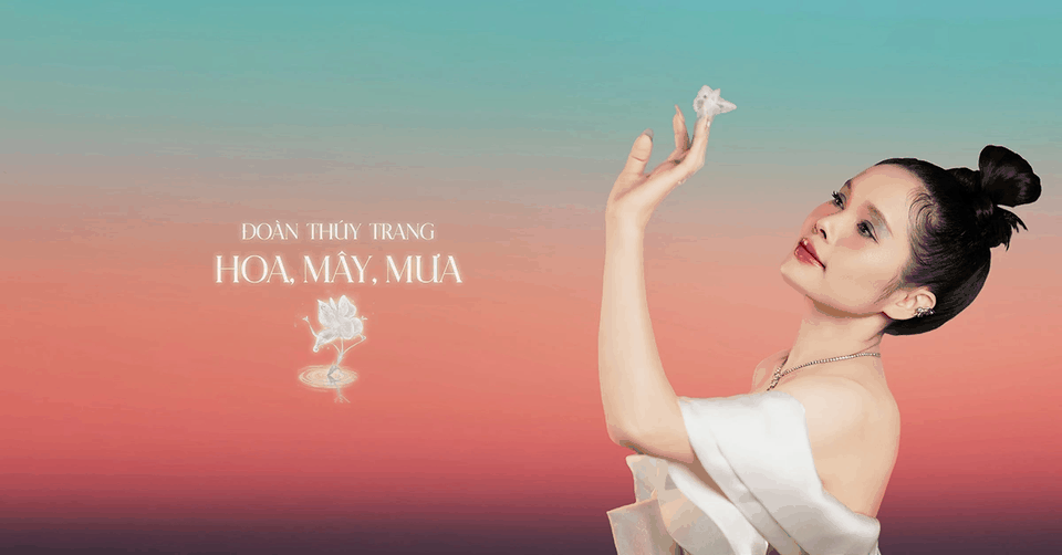 Ca sĩ Đoàn Thuý Trang bất ngờ ra mắt album “Hoa, mây, mưa”. 