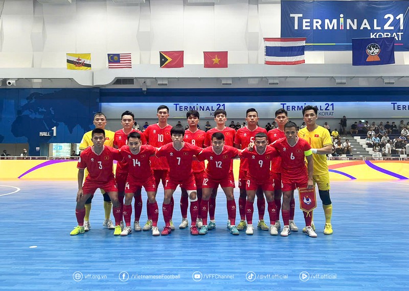 Vietnam take first win at regional futsal championship