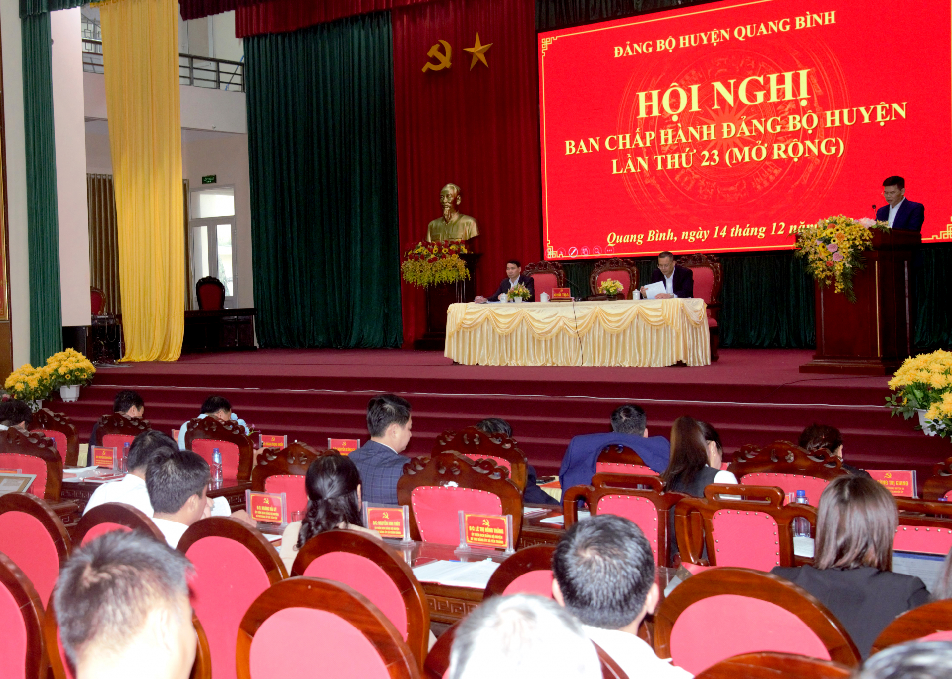 Quang cảnh hội nghị.