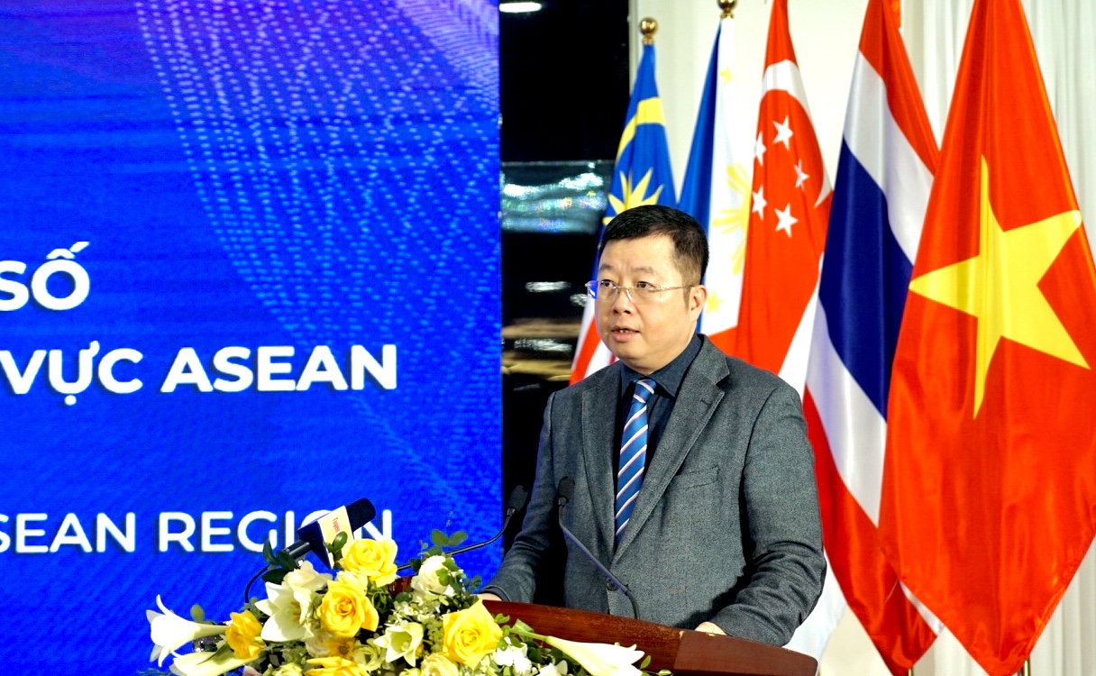 Thứ trưởng Bộ Thông tin và Truyền thông Nguyễn Thanh Lâm phát biểu khai mạc Hội thảo.