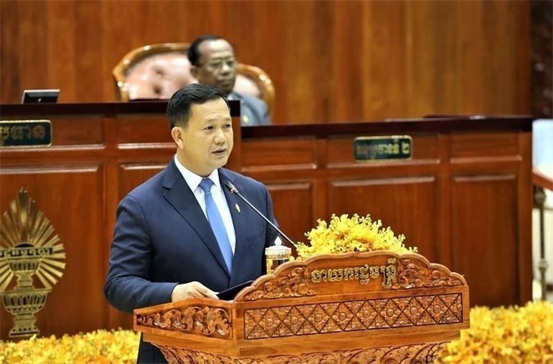 Ông Hun Manet phát biểu tại phiên họp sau khi được Quốc hội tín nhiệm giữ cương vị Thủ tướng Chính phủ Hoàng gia Campuchia nhiệm kỳ VII.