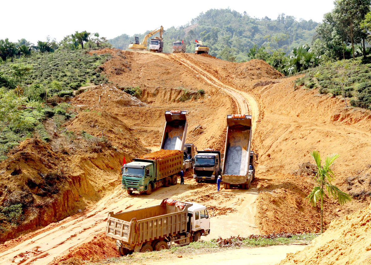 Dự án Cao tốc Tuyên Quang - Hà Giang (giai đoạn 1) đoạn qua tỉnh Hà Giang được triển khai góp phần thúc đẩy tăng trưởng kinh tế.