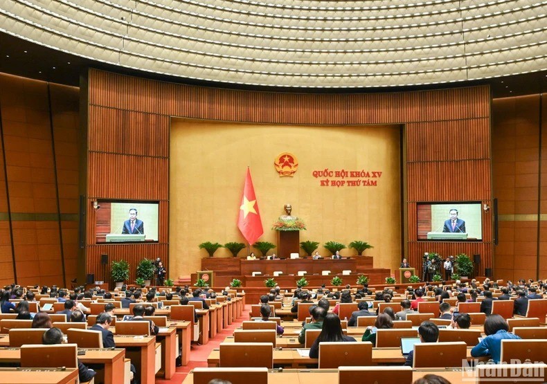 At the 8th session of the 15th National Assembly