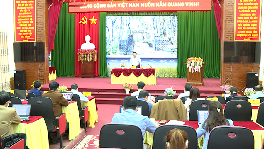 Toàn cảnh buổi làm việc 