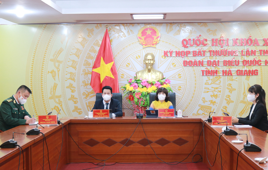 Đoàn ĐBQH đơn vị tỉnh Hà Giang tham dự phiên bế mạc.