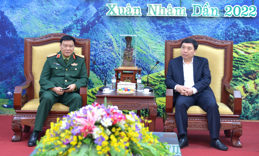 Phó Bí thư Tỉnh ủy Nguyễn Mạnh Dũng tiếp Thiếu tướng Trần Anh Du