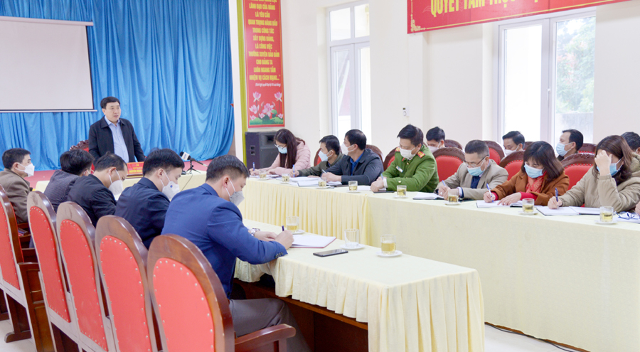 Phó Bí thư Tỉnh ủy Nguyễn Mạnh Dũng phát biểu kết luận tại buổi làm việc với xã Ngọc Đường. 